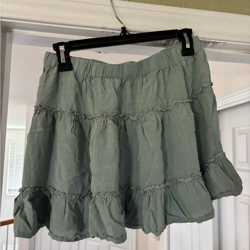 SHEIN Light Green Tiered A-Line Skirt